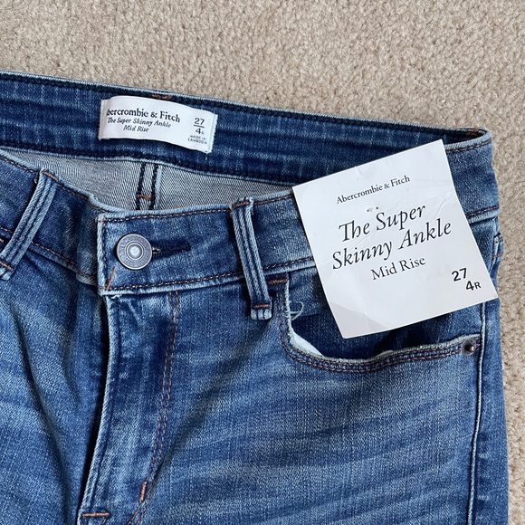 BNWT, Abercrombie &Fitch skinny jeans size 27 - Picture 3 of 7